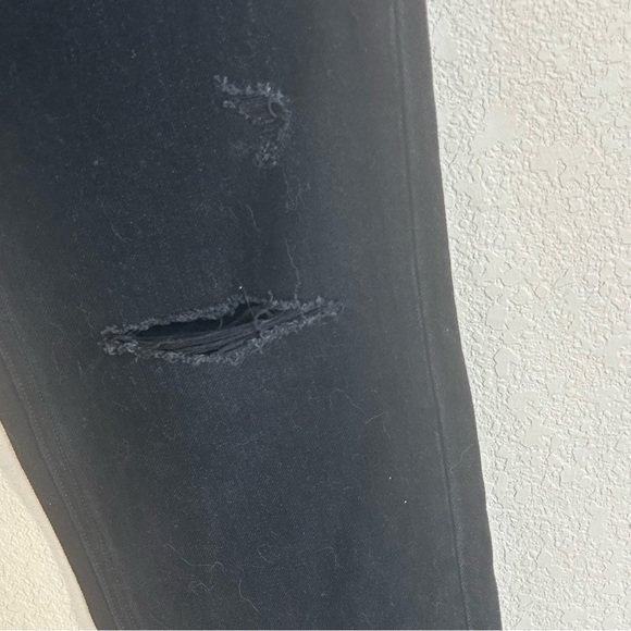 Aritzia Denim Forum The Bonet High Rise Loose Distressed Jeans Women’s 25 Black - Picture 4 of 12